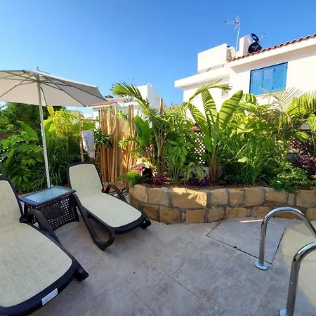 וילה Charming 3-bed In With Heated Pool *