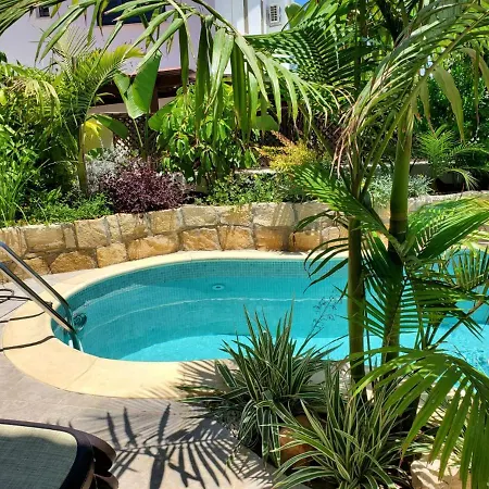 Charming 3-bed In With Heated Pool * פרוטאראס