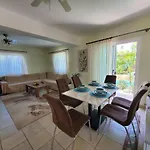 - Sleeps 6 Free Parking & Heated Pool * Protaras