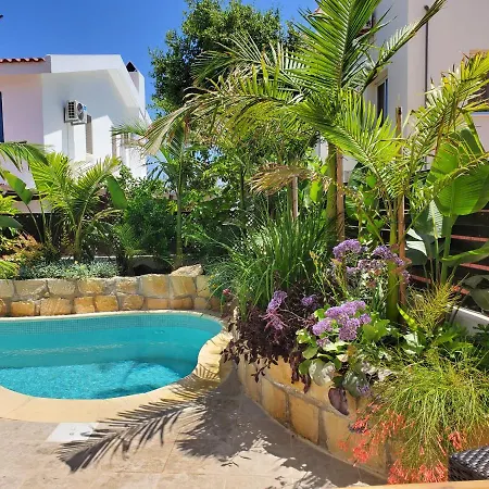 Charming 3-bed In With Heated Pool * Протарас